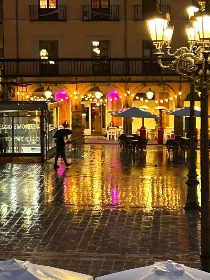 Plaza Mayor Leon - Bohemia מראה חיצוני תמונה